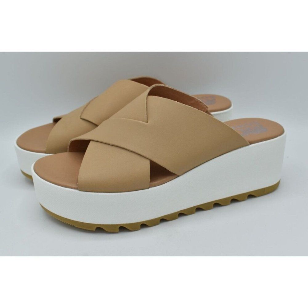 Sorel Womens Size 10.5 Cameron Flatform Wedge Beige Sea Salt Leather Sandals